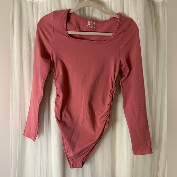 OQQ Tops - NWOT OQQ Women's Mauve Long Sleeve Bodysuit